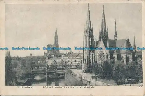 R035714 Straßburg. Die evangelische Kirche. Blick auf den Dom