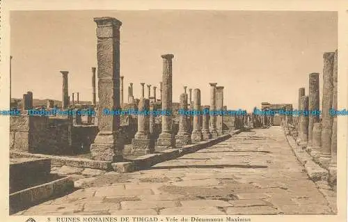 R035743 Römische Ruinen von Timgad. Weg des Decumanus Maximus