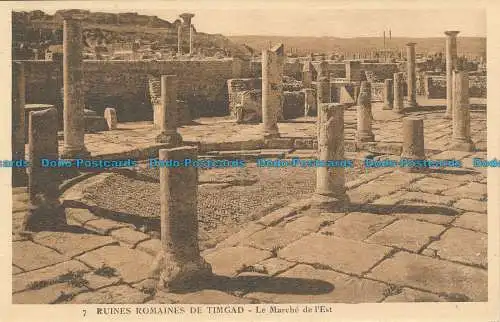 R035744 Römische Ruinen von Timgad. Die Ostmarsch