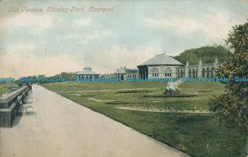 R000093 Die Terrasse. Stanley Park. Liverpool. Valentinstag