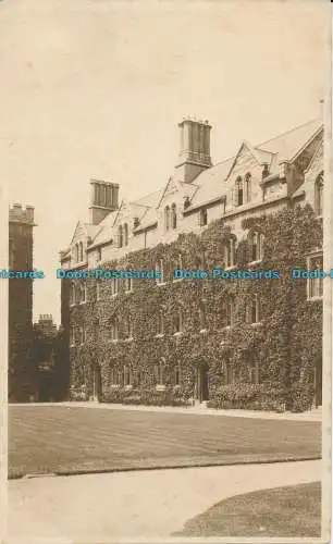 R000243 Pembroke College. Oxford