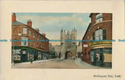 R000338 Micklegate Bar. York. Dennis. 1910