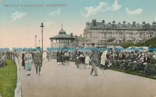 R000556 Das Leas und der Bandständer. Folkestone. 1925