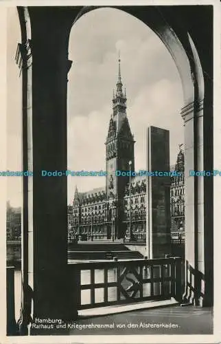 R001184 Hamburg. Rathaus und Kriegerehrenmal von den Alsterarkaden. RP