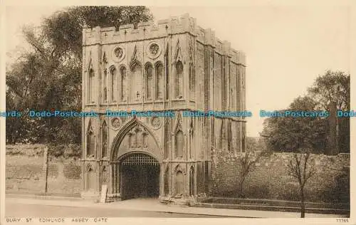 R002290 Bury St. Edmunds Abbey Gate. Photochrom. Nr. 73765