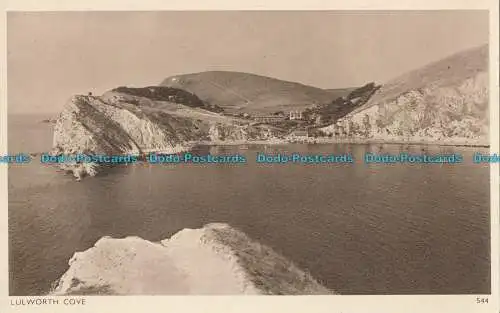 R002825 Lulworth Cove. Dearden und Wade. Sunny South