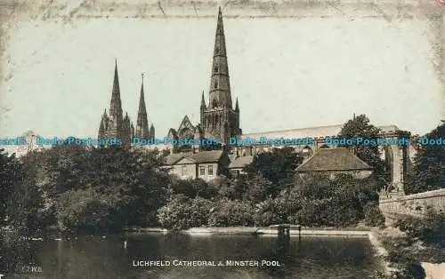 R002844 Lichfield Kathedrale und Münsterbecken. Zierlich