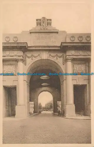 R036194 Ypern. Menin Gate Memorial of British Heroes. Ern. Thill. Nels