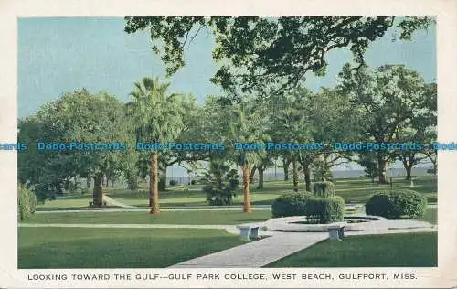 R036486 mit Blick auf den Golf. Gulf Park College. West Beach. Gulfport. Miss