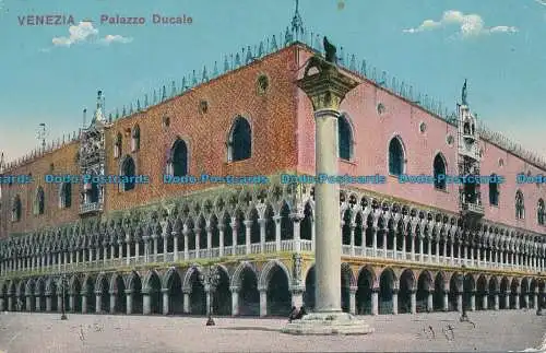 R036620 Venedig. Dogenpalast