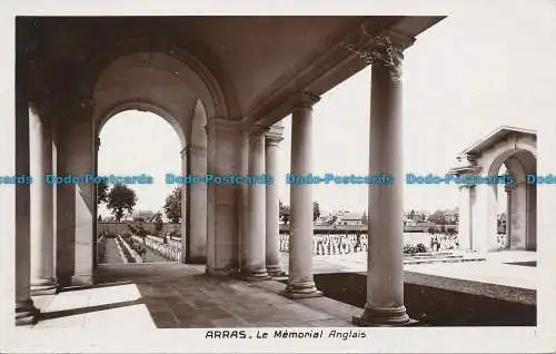 R036975 Arras. Das englische Memorial. Schnitter