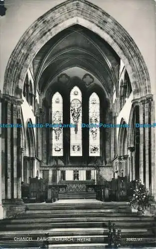 R037034 Chancel. Pfarrkirche. Hythe. C. Adams. RP