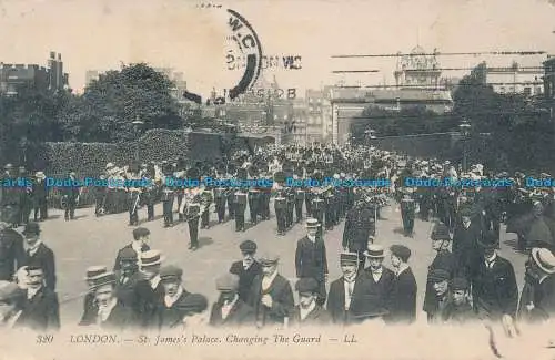 R048018 London. St. James Palace. Den Schutz wechseln. J. Barriere. Nr. 320