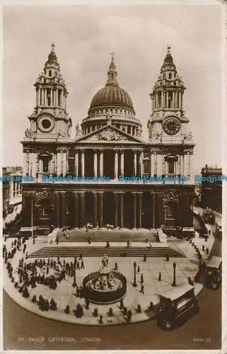 R048727 St. Pauls Kathedrale. London. Valentinstag. RP