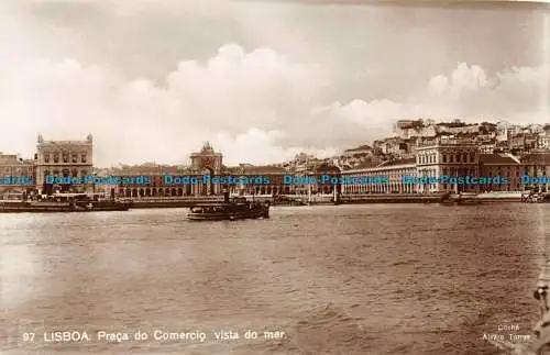 R060658 Lissabon. Praca do Comercio. Vista do Mar. Alvaro Torrs. RP