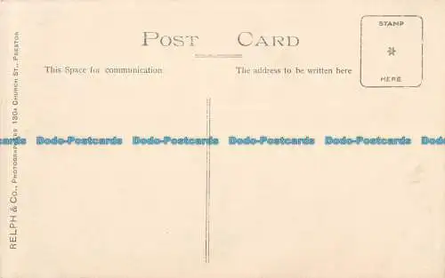 R061561 Alte Postkarte. Ein Männerporträt. Relph