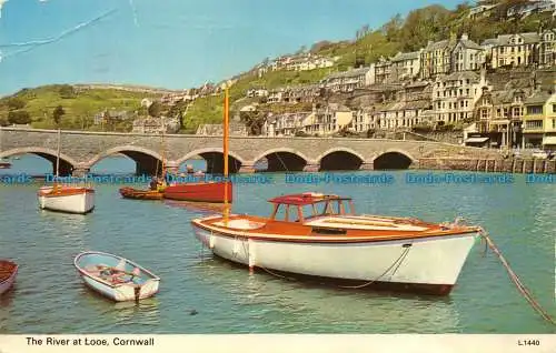 R063643 Der Fluss bei Looe. Cornwall. Dennis. 1981