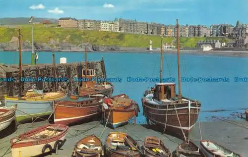 R064241 Der Hafen und die Bucht. Port Erin