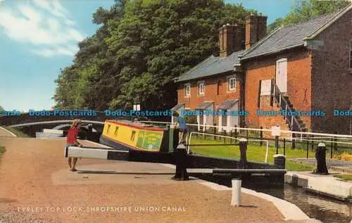 R063843 Tyrley Top Lock. Shropshire Union Kanal. Lachs