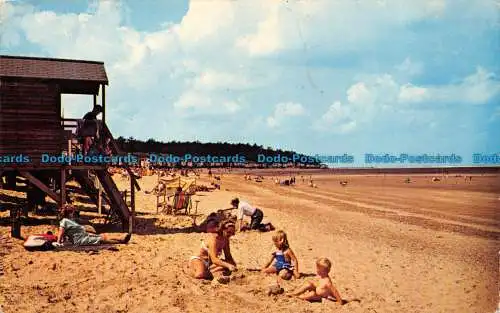 R064985 Der Strand. Wells Next the Sea. W. Sears