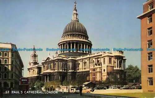 R064698 St. Pauls Kathedrale. London. Lachs