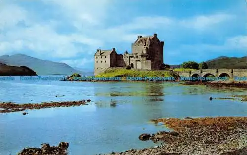 R064822 Schloss Eilean Donan und Loch Duich. Ross Shire. Arthur Dixon