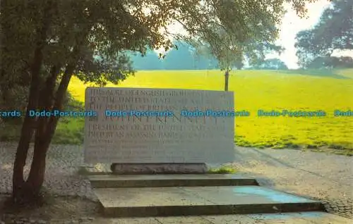 R065270 Das John F. Kennedy Memorial. Runnymede