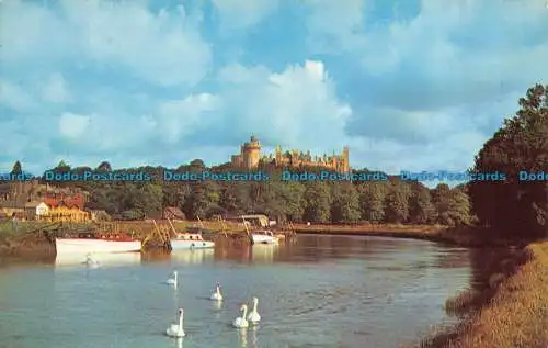 R064890 Schloss Arundel. Noel Habgood. C.G. Williams