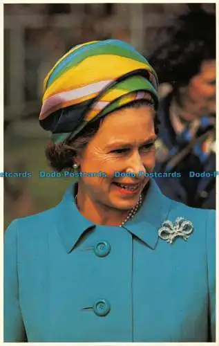 R074316 Alte Postkarte. Queen Elizabeth