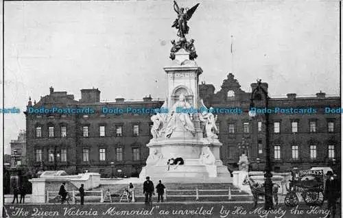 R077202 Das Queen Victoria Memorial, enthüllt von Seiner Majestät dem König