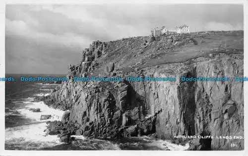 R076814 Hotel and Cliffs Lands End. Das erste und letzte Haus in England. RP