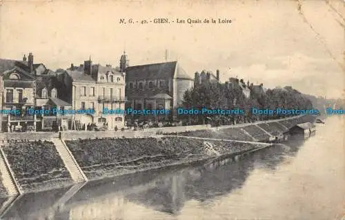 R077064 G.Nr. 40. Gien. Die Quais de la Loire. 1915