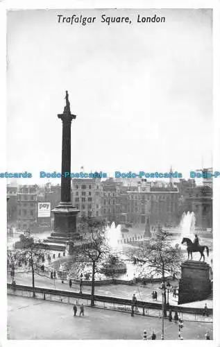 R078421 Trafalgar Square. London. Nelsons Monument