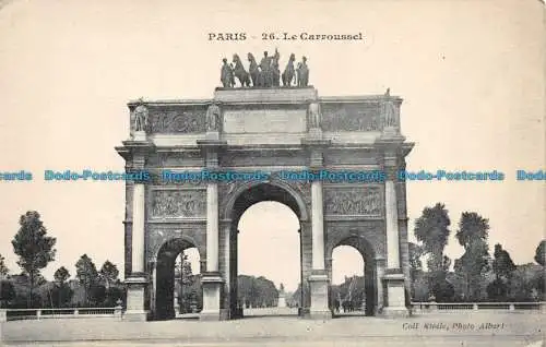 R079526 Paris. 26. Das Karussell. Coll. Stern. Foto Albert