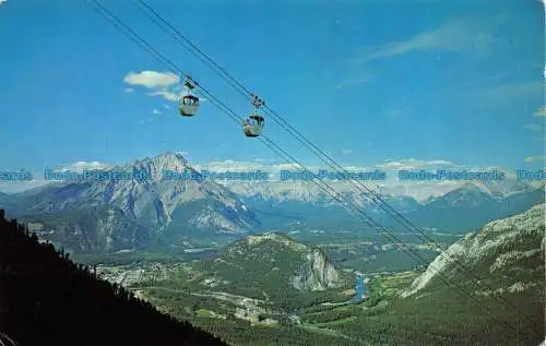 R081665 Kanadische Rocky Mountains. Die Banff Schwefelberggondeln. Doppelte L-Farbe Pr