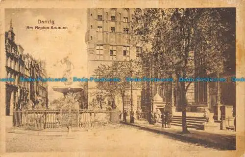 R081063 Danzig. Am Neptun Brunnen