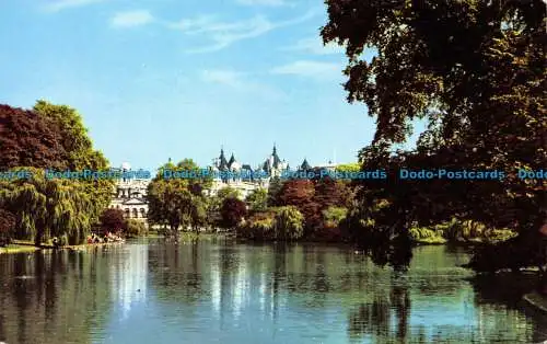 R082090 St. James Park. London. John Hinde. 1965