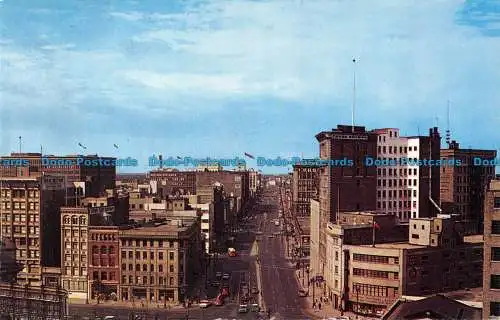 R082558 Portage Avenue mit Blick nach Westen von Main St. Winnipeg. Manitoba. Kanada