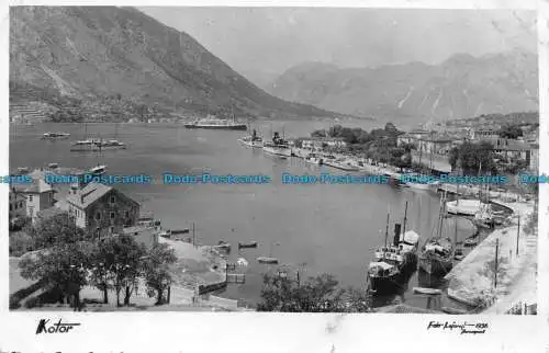 R084329 alte Postkarte. See und Berge. Kotor