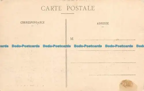 R085026 Der Krieg von 1914. Rehainviller. Eine bombardierte Dorfstraße