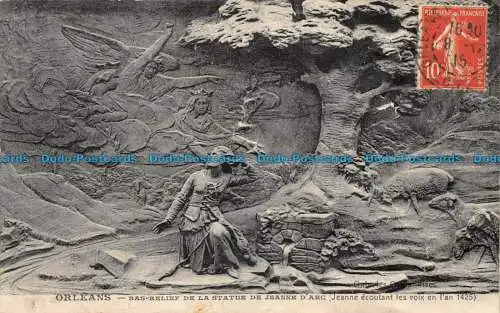 R085202 Orleans. Reliefstrümpfe der Statue von Jeanne d Arc. 1915