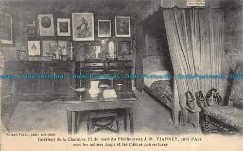 R085288 Innenraum des Schlafzimmers Sterbebett des Seligen J. M. Vianney Cure d