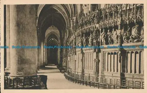 R014013 Chartres. Innenraum der Kathedrale. Die Ambulanz. Yvon. B. Hopkins