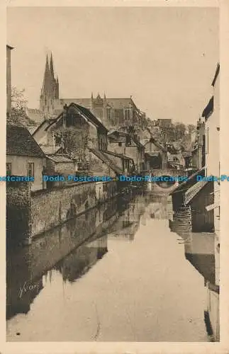 R038606 La Douce Frankreich. Chartres. L Eure an der Pont St. Hilaire. Yvon. B. Hopkins