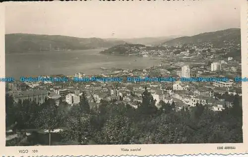 R038820 Vigo. Teilansicht. Sie kommen an. B. Hopkins