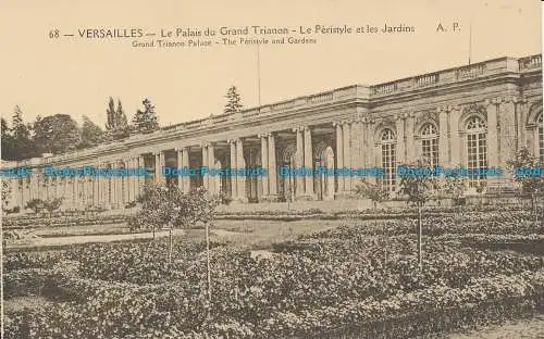 R038357 Versailles. Grand Trianon Palace. Der Peristyl und die Gärten. A. Papeghin