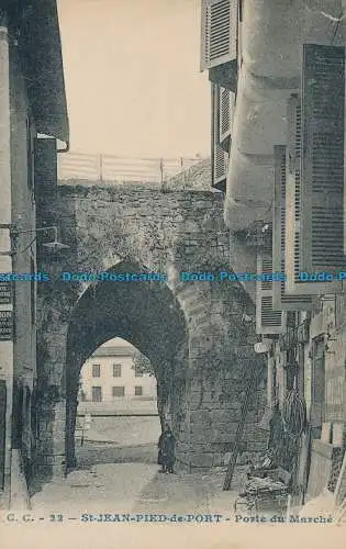 R038513 St. Jean de Port. Porte du Marche. Kutsche. B. Hopkins