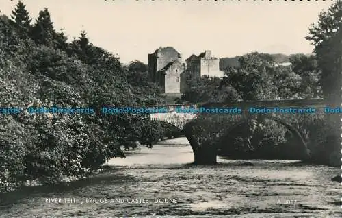 R039274 River Teith. Brücke und Burg. Doune. Valentinstag. RP