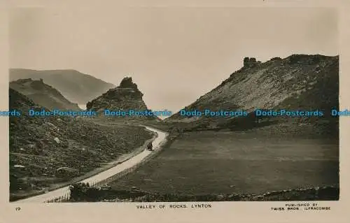 R039379 Tal der Felsen. Lynton. Twiss Bross