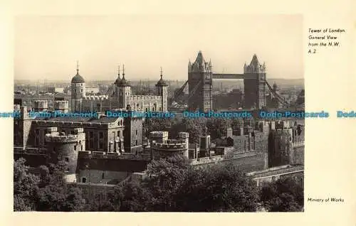 R040794 Tower of London. Allgemeine Ansicht vom Bauministerium N.W. Krone